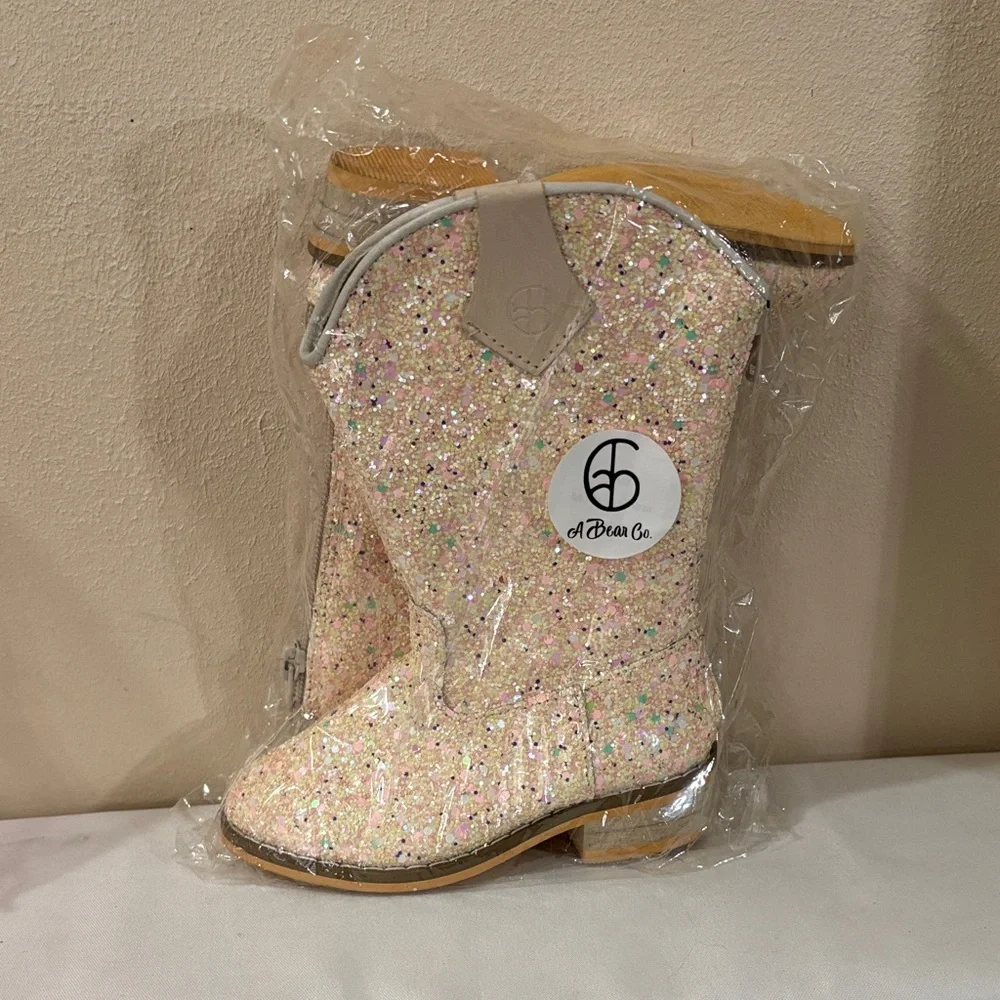 A Bear Co.Kids Glitter Boots - Cream